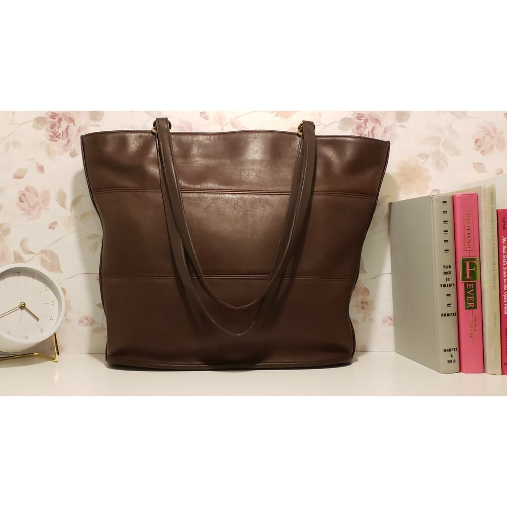 Vintage COACH Mahogany Tribecca Leather Tote with Brass Hardware #9094 1990s